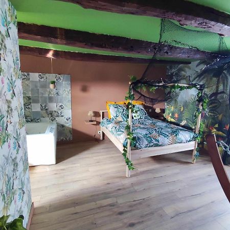 Appartement L'Evasion Jungle à Saint-Pierre-de-Plesguen Extérieur photo