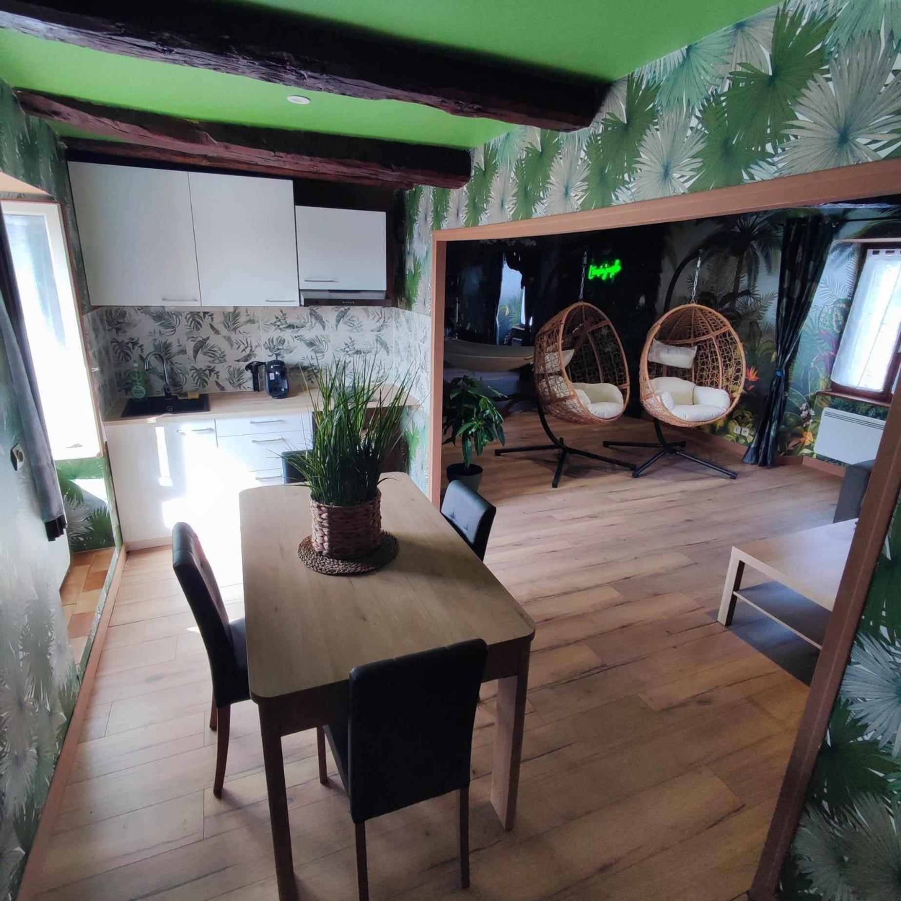 Appartement L'Evasion Jungle à Saint-Pierre-de-Plesguen Extérieur photo