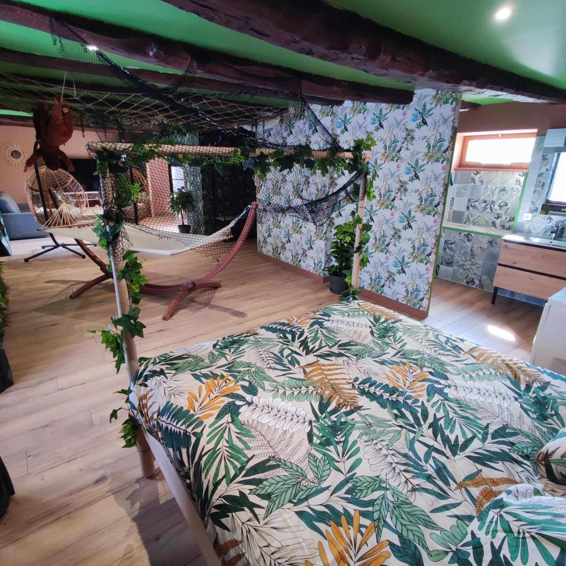 Appartement L'Evasion Jungle à Saint-Pierre-de-Plesguen Extérieur photo